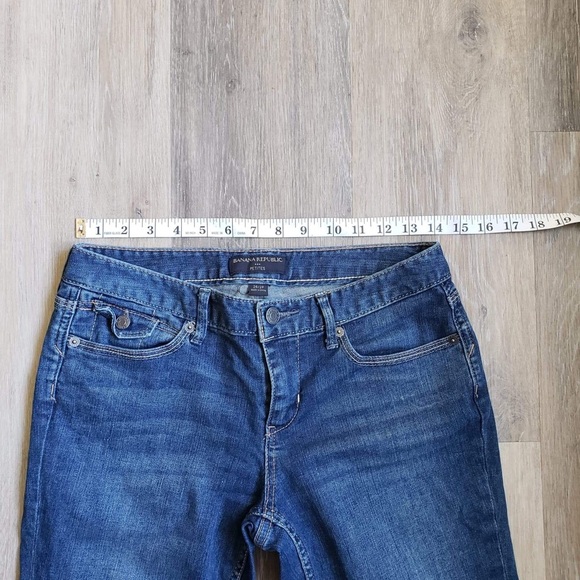 Banana Republic Cuff Capri Jeans - Picture 7 of 10